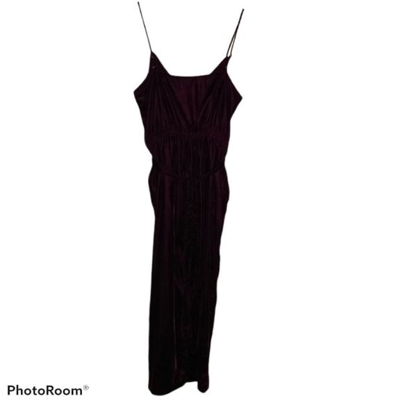 Dark Purple Velvet Gap Romper 💜 - Picture 1 of 4